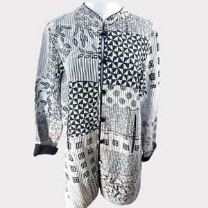 Harshita size Med black‎ & white Quilted silk geometrical design jacket